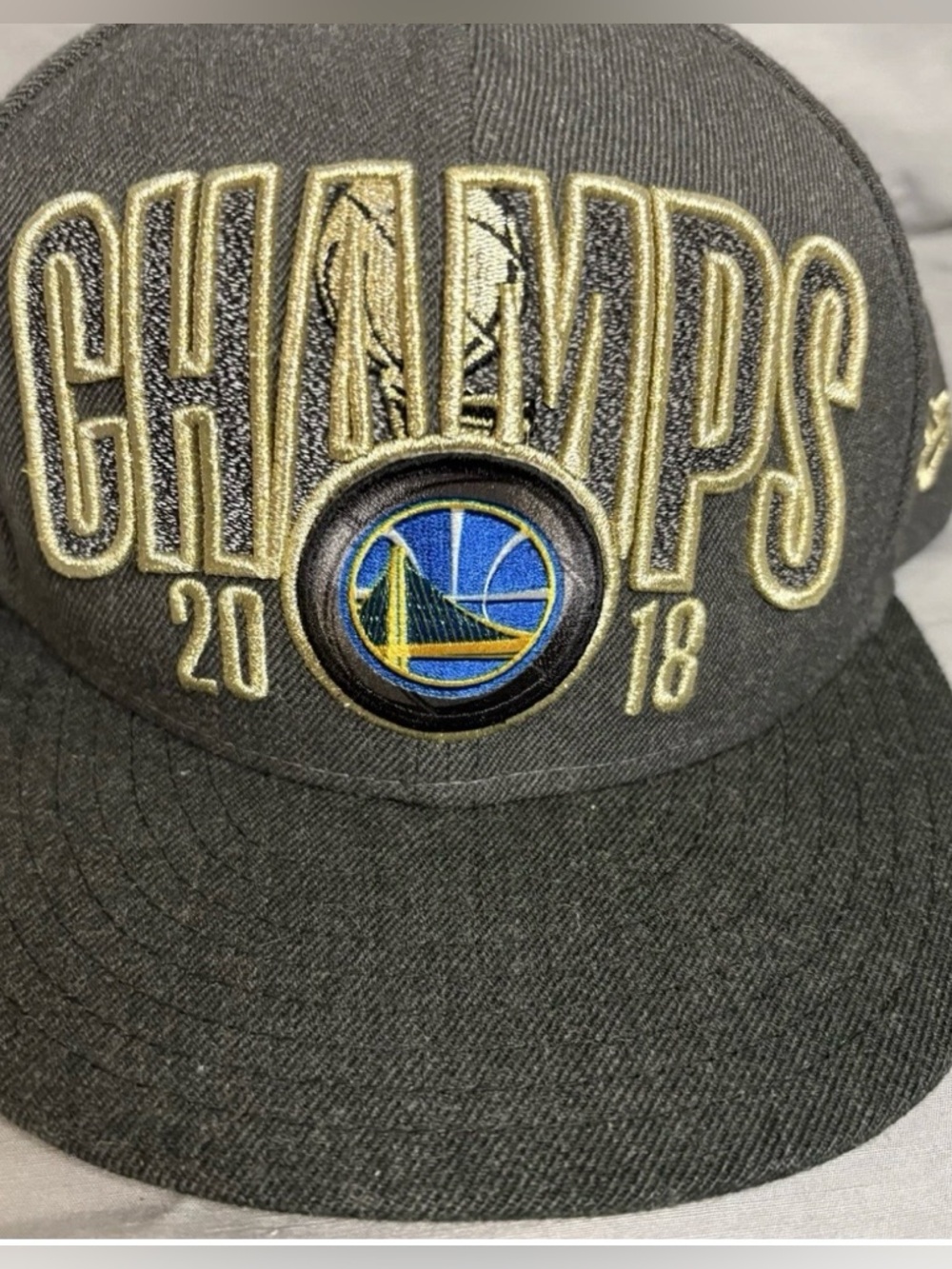 Golden State Warriors 2018 NBA Champs Champions Locker Room Snapback Hat New Era